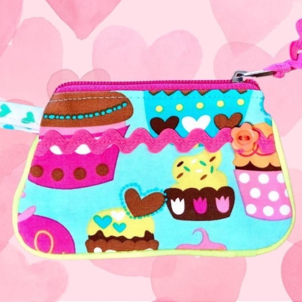 Cup Cake & hearts small fabric zipper pouch-Handmade gifts
